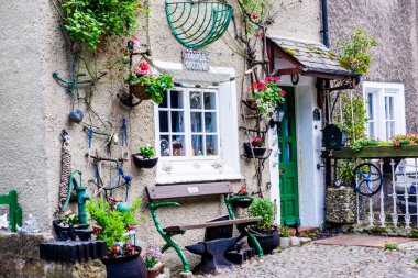 Heysham UK 3 Haziran, Heysham Lancashire 'da deniz kenarı kulübesi.