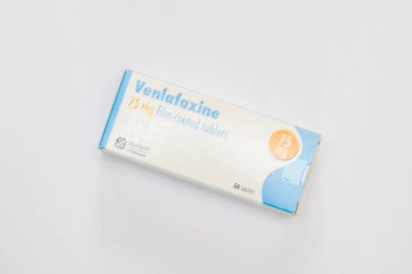Bir kutu Venlafaxine tableti, serotonin norepinefrin geri alma inhibitörü sınıfının antidepresan ilacı.
