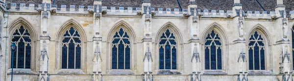 Ngiltere Nin Ünlü Gloucester Katedrali Nin Pencerelerinin Panoraması — Stok fotoğraf