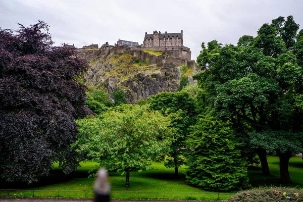 View Old Edinburgh Scotland Sunny Day Princes Street Gardens — Stock Photo, Image