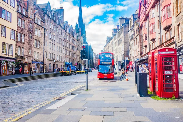 Edinburgh Schotland Aug 2020 Edinburgh Drukke Royal Mile Een Van — Stockfoto