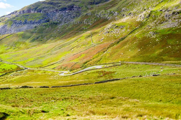 Camino Lucha Kirkstone Pass Que Conduce Lago Windermere Ambleside Con —  Fotos de Stock