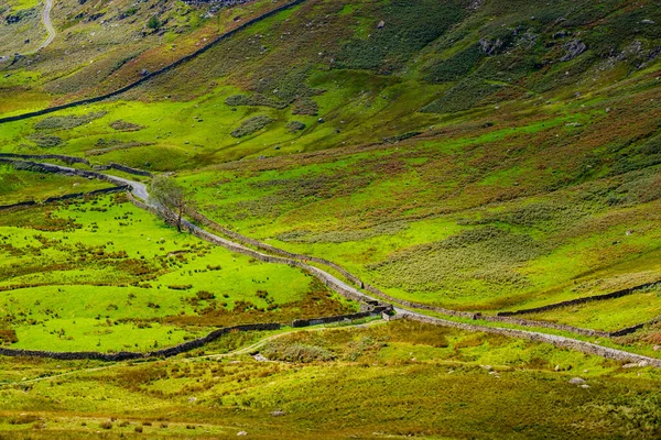 Droga Zmagań Przełęczy Kirkstone Prowadzi Jeziora Windermere Ambleside Snarker Pike — Zdjęcie stockowe