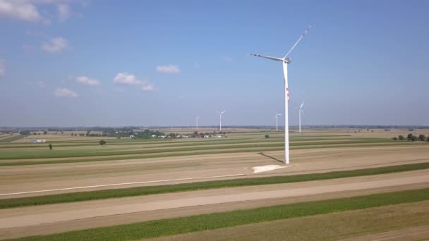 Windmolens Van Bovenaf Gezien Luchtfoto Beeldmateriaal Windmolens Europa — Stockvideo