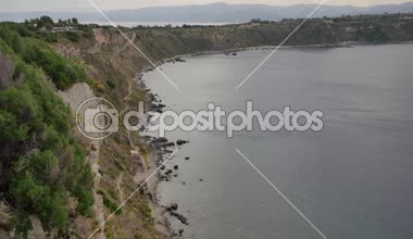 Capo di Milazzo, Sicilya. Sicilya Rocky kıyı şeridi. İtalya'nın peyzaj.