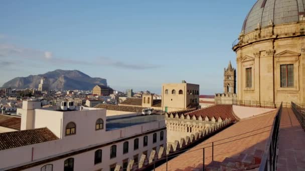 从西西里岛大教堂的屋顶可以看到风景 巴勒莫的城市景观 — 图库视频影像