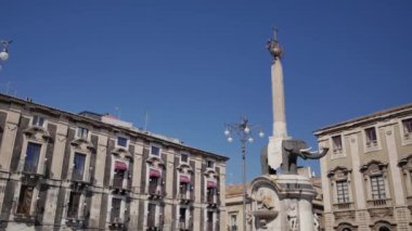 Catania, Sicilya 'daki dell' Elefante çeşmesi.