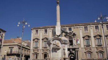 Catania, Sicilya 'daki dell' Elefante çeşmesi.