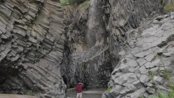 Fiume Alcantara Sicilia Canyon Con Cascate Interessanti Formazioni Rocciose Natura — Video Stock