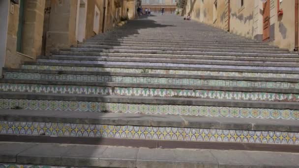 著名的陶瓷楼梯在卡尔塔吉龙 西西里岛 意大利建筑 — 图库视频影像