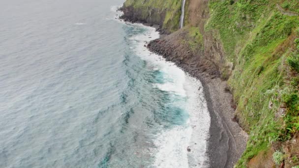 Noiva Beautiful Waterfall Madeira — 비디오