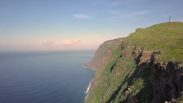 Cliffs Achadas Cruz Madeira — Stockvideo