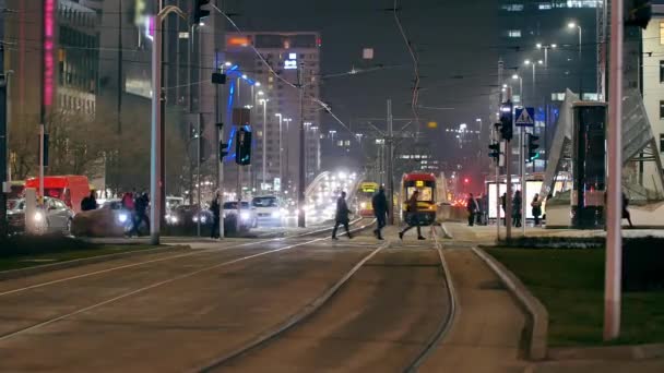 Spårvagnar Warszawa Polen Modernt Ekologiskt Sätt Att Kollektivtrafiken — Stockvideo