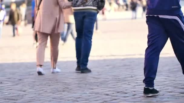 Gente Che Cammina Strade Del Centro Storico Varsavia Filmati Persone — Video Stock