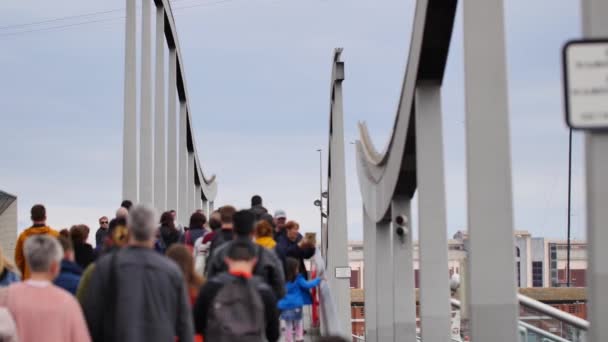 Persone Che Camminano Barcellona Spagna — Video Stock