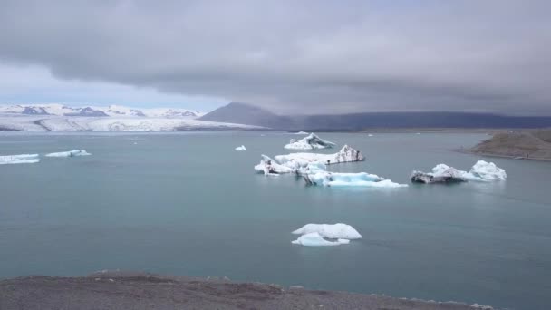 Glaciärsjö Skaftafell Island — Stockvideo