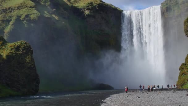 Skgafoss Wasserfall Island Isländische Landschaft Frühlingssonnenlicht — Stockvideo