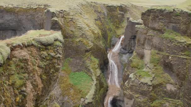 피르글지푸르 아이슬란드의 아름다운 — 비디오