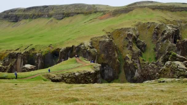 フジャルグリジュフル アイスランドの美しい渓谷 — ストック動画