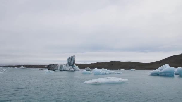 Icebergs Jokulsarlon Lake Iceland — Stock Video