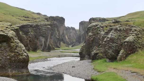 弗雅尔格利富尔 冰岛美丽的峡谷 — 图库视频影像