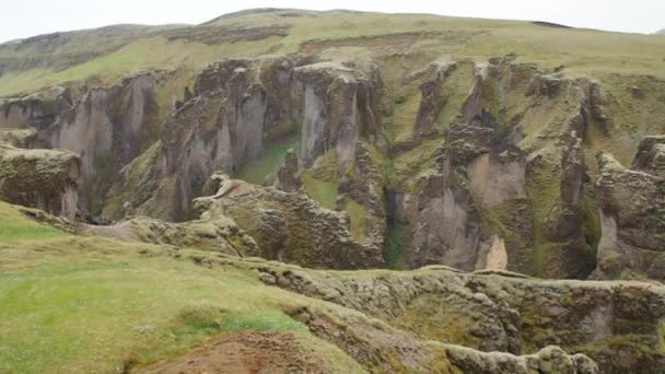 Fjarrgljfur Schöne Schlucht Auf Island — Stockvideo