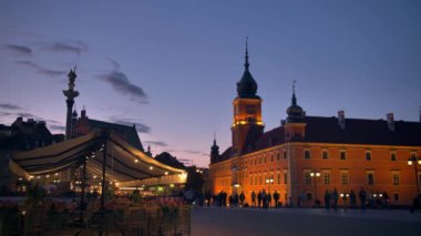 Varşova 'nın Eski Kenti UNESCO' nun Dünya Mirasları listesine girdi. Polonya başkentinde turistlerin en önemli tarihi cazibesi. 