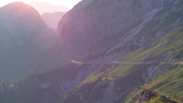 Matahari Terbenam Yang Indah Atas Alpen Lihat Dari Pelana Mangart — Stok Video