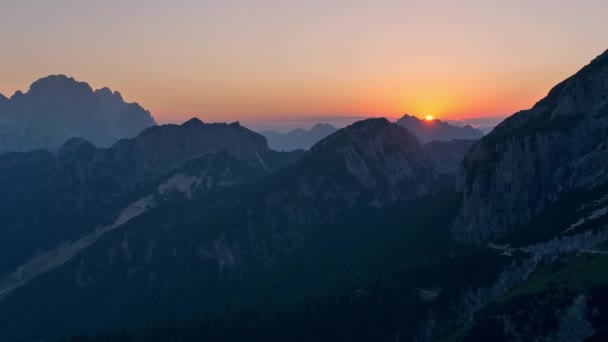 Piękny Zachód Słońca Nad Alpami Widok Siodła Mangarta Krajobrazy Słowenii — Wideo stockowe