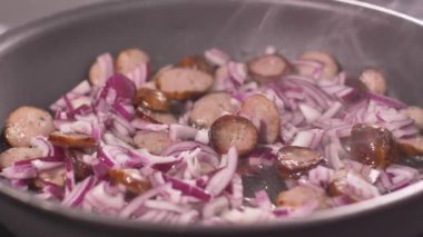 Ev yapımı akşam yemeği - Macar yemeği - Letcho.