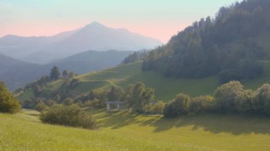 güzel dağ manzarası Slovenya 