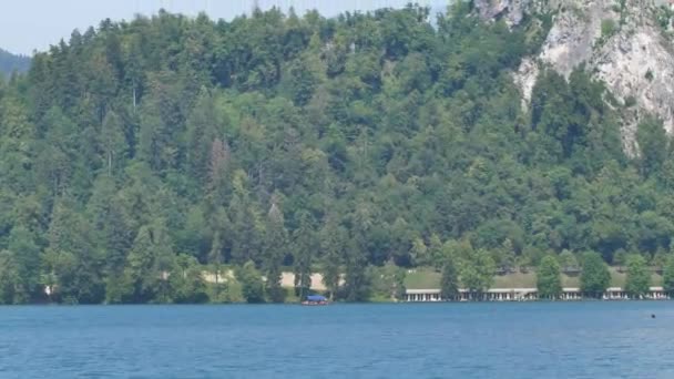 Lake Bled Beautiful Chapel Island Middle Mountain Lake Slovenia — Stock Video