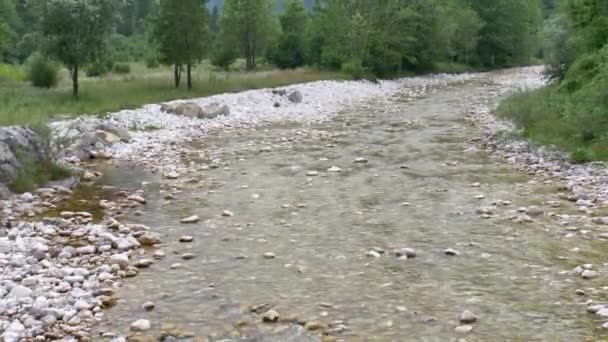 Wildwasserfluss Soca Den Slowenischen Alpen — Stockvideo