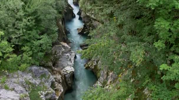 Alpler Ccanyoning Için Iyi Nehir Soca Nehri — Stok video