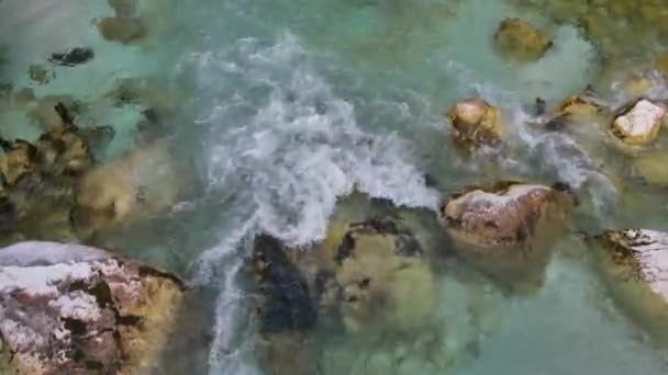 Rio Água Branca Soca Alpes Eslovenos — Vídeo de Stock