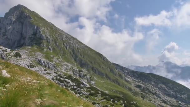Widok Szczytu Rombon Słowenia Piękny Krajobraz Alp Julijskich — Wideo stockowe