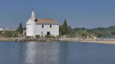 Corfu Adası 'nın simgeleri: Ypapanti Kilisesi