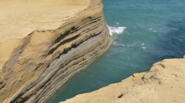 Korfu 'nun Simgeleri: Kanal D' amour, Yunanistan.