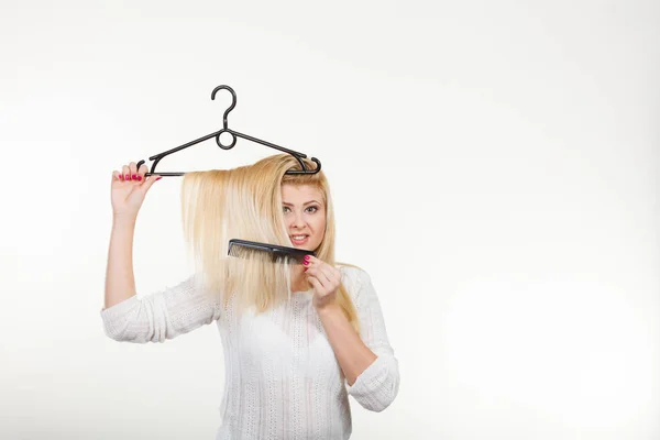 Szafa Akcesoria Pielęgnacja Włosów Stylizacji Włosów Koncepcję Sprzedaży Kobieta Blonde — Zdjęcie stockowe