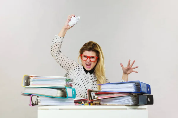 Mobbing Arbeitsplatz Schlechtes Arbeitsverhältnis Wütend Wütende Boshafte Geschäftsfrau Die Wütend — Stockfoto