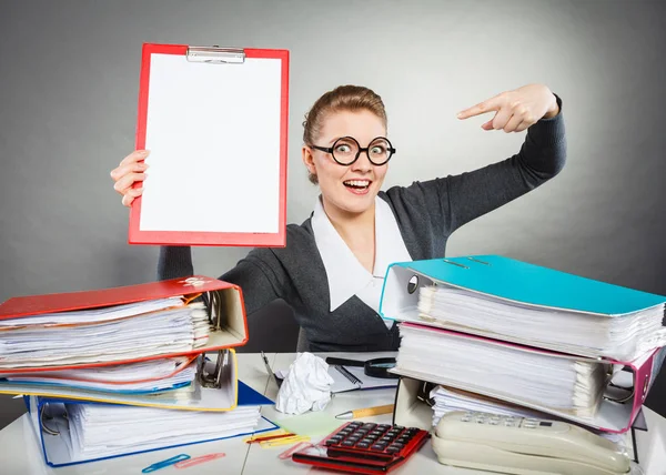 Notizie Informazioni Sul Lavoro Affari Elegante Giovane Donna Bionda Con — Foto Stock