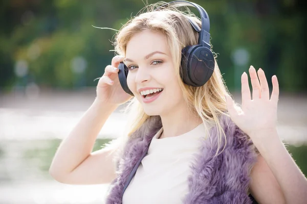 Happy Joyful Woman Listening Music While Being Outdoor Teenage Female — Stock Photo, Image