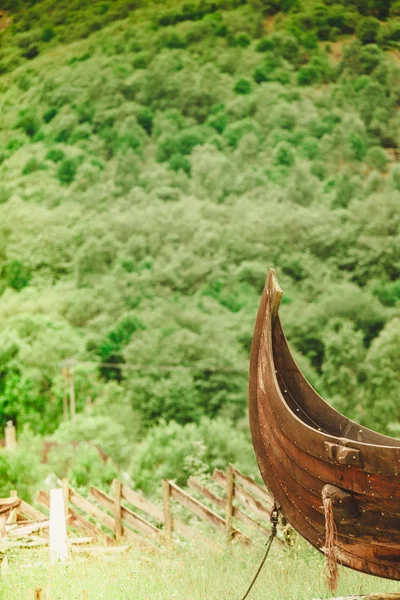 Ein Teil Eines Alten Hölzernen Wikingerbootes Norwegischer Natur Tourismus Und — Stockfoto