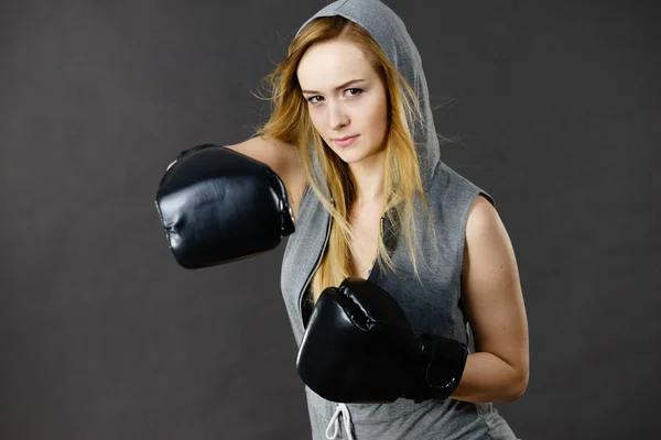 Young Hooded Woman Fighting Boxing Blonde Attractive Girl Wearing Black — Stock Photo, Image