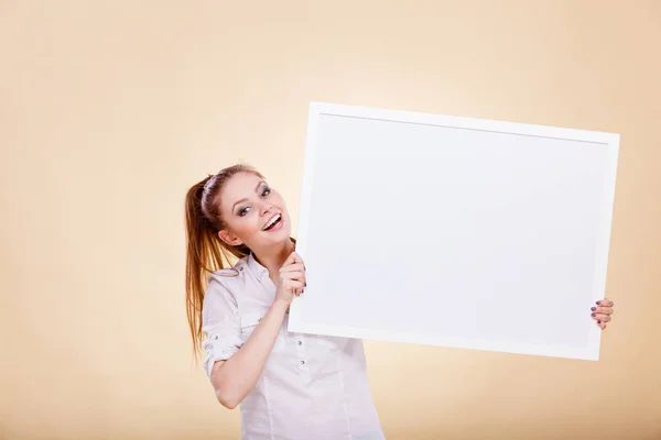 Advertisement Concept Teen Smiling Girl Blank Presentation Board Young Female — Stock Photo, Image