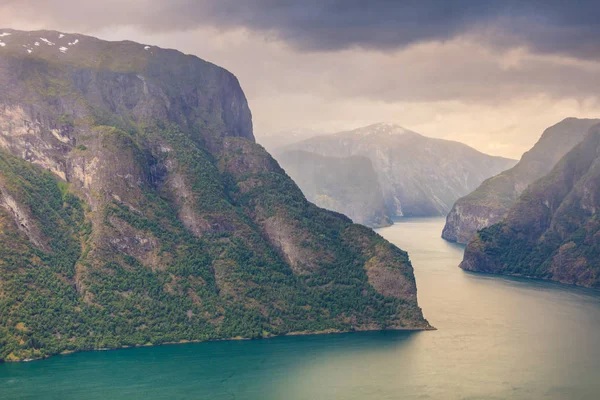 Toerisme Reizen Schilderachtige Natuur Landschap Met Het Oog Schilderachtige Aurlandfjord — Stockfoto