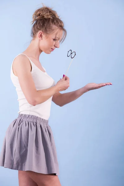 Elegant Young Woman Pretending Wearing Funny Nerd Eyeglasses Reading Copy — Stock Photo, Image