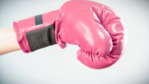 Unerkennbar Sportliche Frau Mit Roten Boxhandschuhen Studioaufnahme Auf Dunklem Hintergrund — Stockfoto