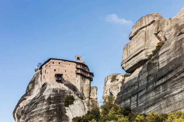 Монастир Святого Миколая Анапауса Agios Nikolaos Anapafsas Meteora Rock Formation — стокове фото