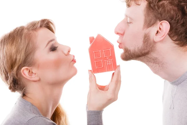 Housing Family Love Romance Future Concept Couple Share Kisses House — Stock Photo, Image